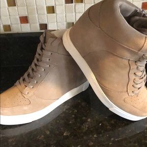 Steve Madden Noah wedges